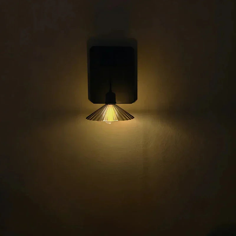 LunaWeave Lantern