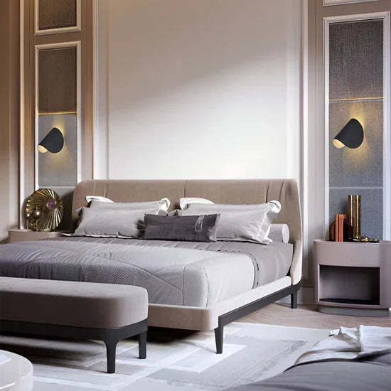 Tovra Rotating LED Wall Lamp