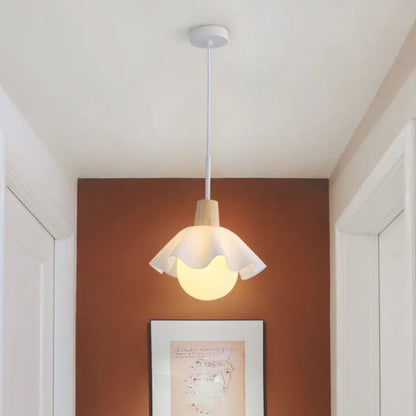 Numa Flower-shaped pendant lamp