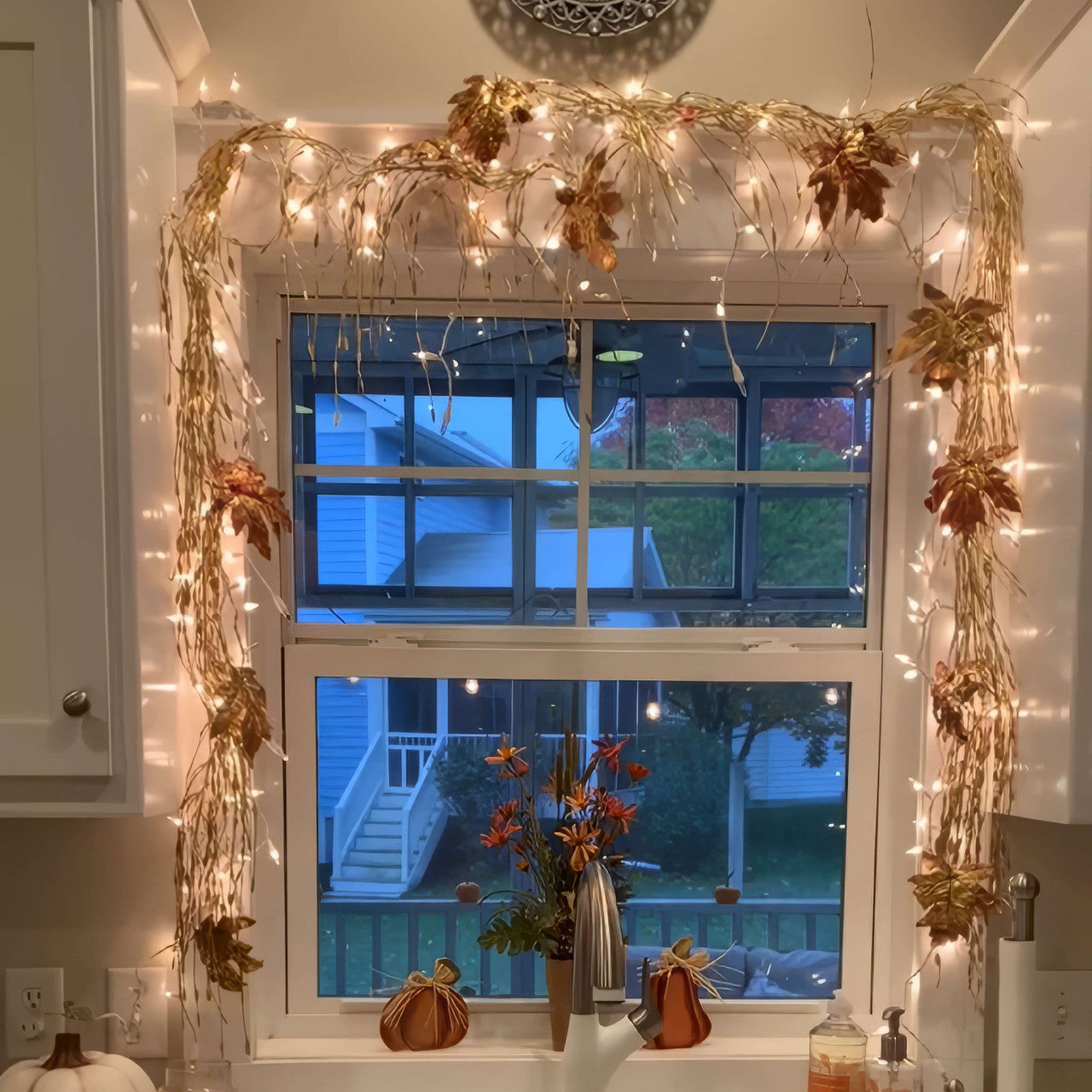 Twinkling Tree Glistening Garlands by Casa Solaro™