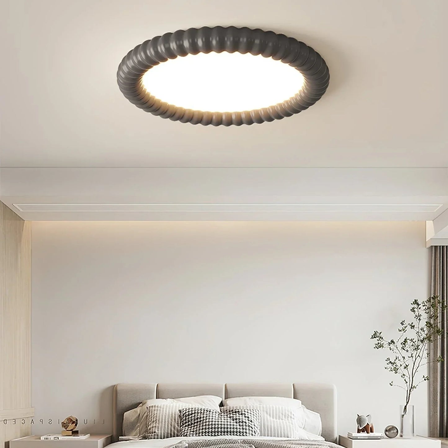 Aetheria Modern Ceiling Lamp with a Wavy Design